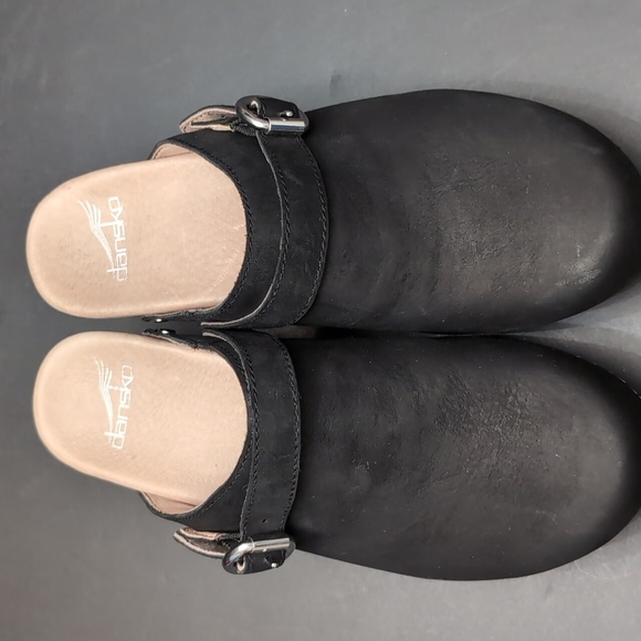 Dansko Woman's Black Marty Milled Nubuck Leather Clogs,Size 38 . - Picture 7 of 13